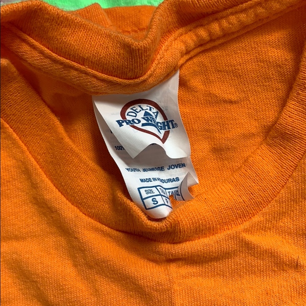 Great cond. girls sz XS & S tshirts - Picture 2 of 6